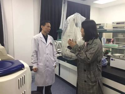 市三院醫學研究中心負責人參觀市中醫藥研究院實驗中心，共促醫學研究與試驗發展